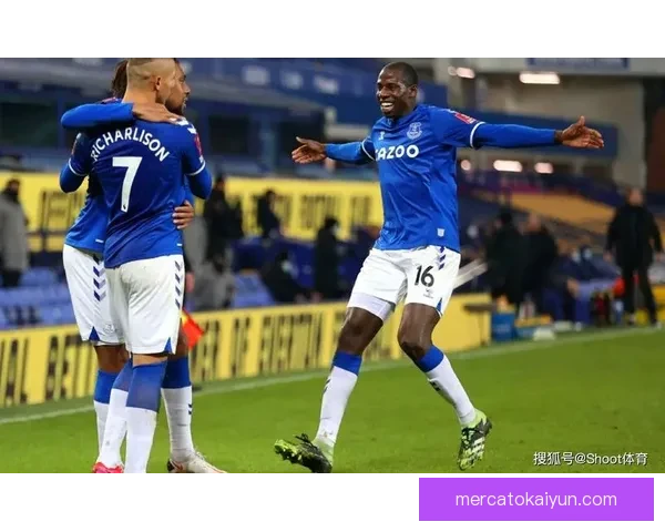 奥雷利恩·楚阿梅尼状态回暖，近期表现稳健引发关注