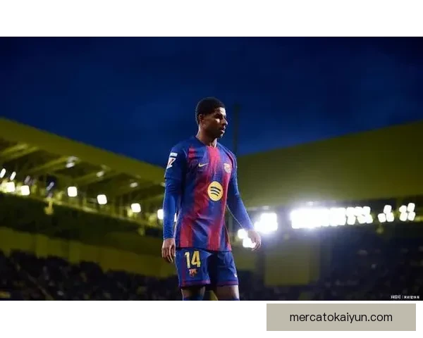 拉什福德表现稳健，近期状态回暖引发媒体关注